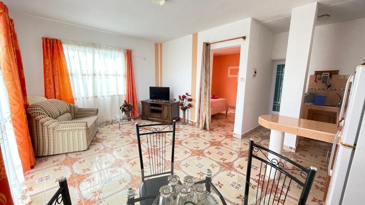One-Bedroom Apartment,1287935806:JPEG